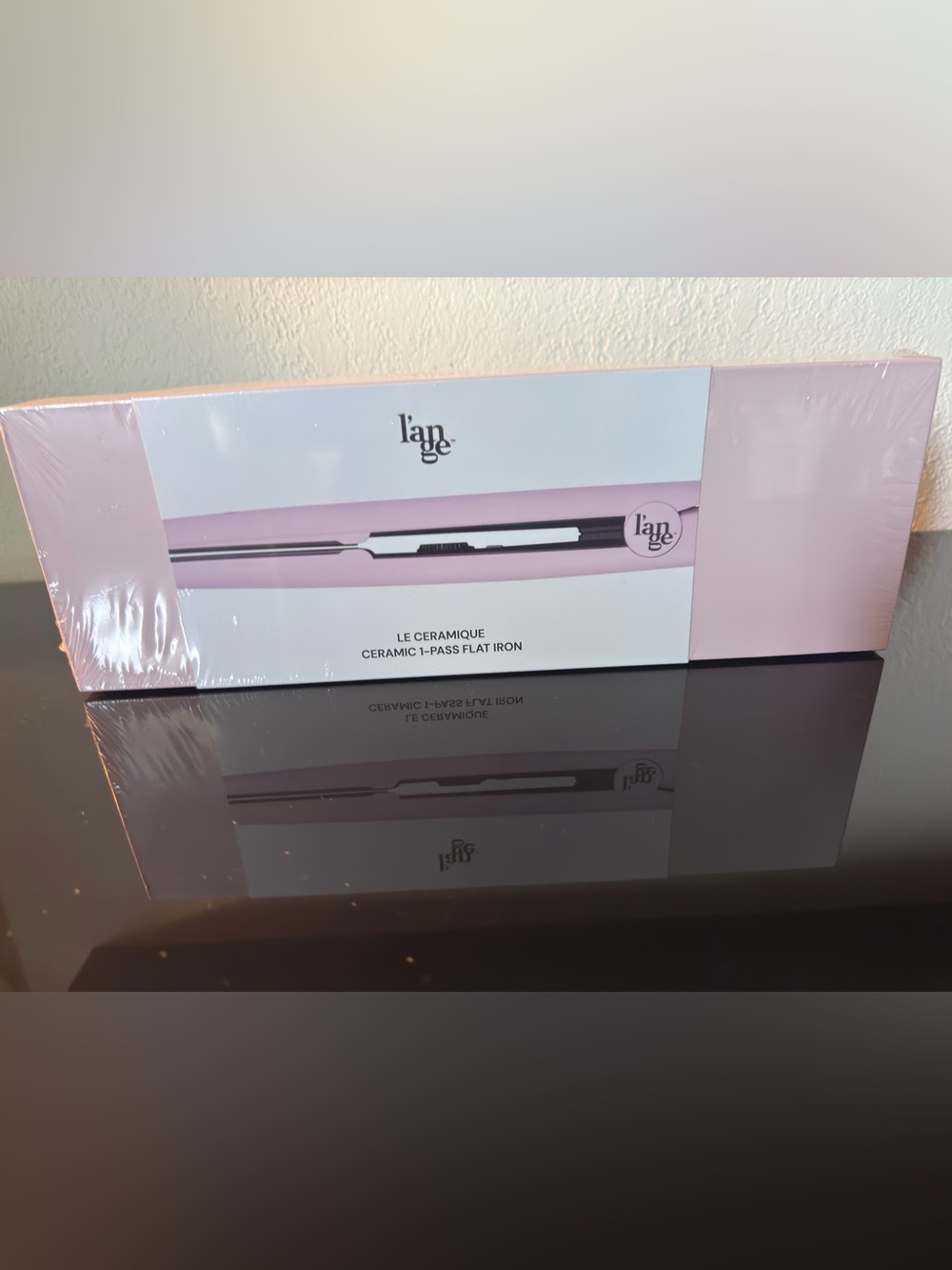Lange Straight Forward Last Chance
Titanium Flat Iron